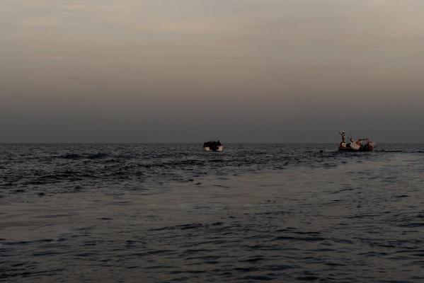 Zece copii au murit înecați, 6 sunt în stare critică și alți 9 sunt dispăruți, după ce barca pe care călătoreau s-a răsturnat, în Pakistan