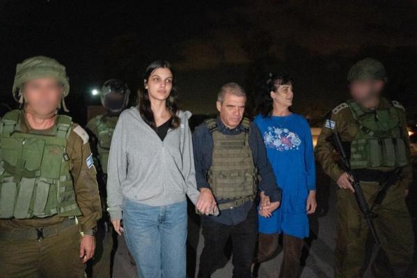Două ostatice americane, eliberate de gruparea Hamas. Joe Biden a mulţumit Qatarului şi Israelului