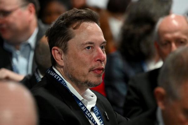 Elon Musk la un summit despre siguranța tehnologiilor AI