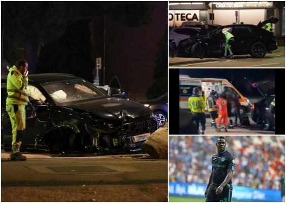 Fotbalistul Mario Balotelli, accident grav de maşină în Italia. Şi-a făcut bolidul praf, după ce s-a izbit de un parapet