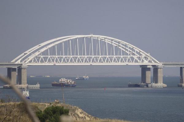 WP: Rusia vrea să sape împreună cu China un tunel pe sub Marea Neagră pentru a asigura o legătură sigură cu Crimeea