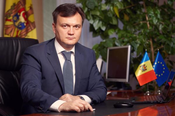 Moldova a rămas fără Guvern cu războiul la graniţă. Natalia Gavrilița și-a dat demisia. Cine este Dorin Recean, noul premier desemnat