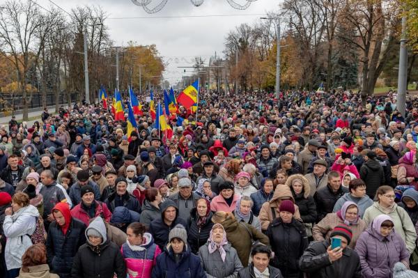 Destabilizarea Moldovei. Proruşii din partidul lui Ilan Şor cheamă populaţia la proteste duminică. Reacţia Moscovei