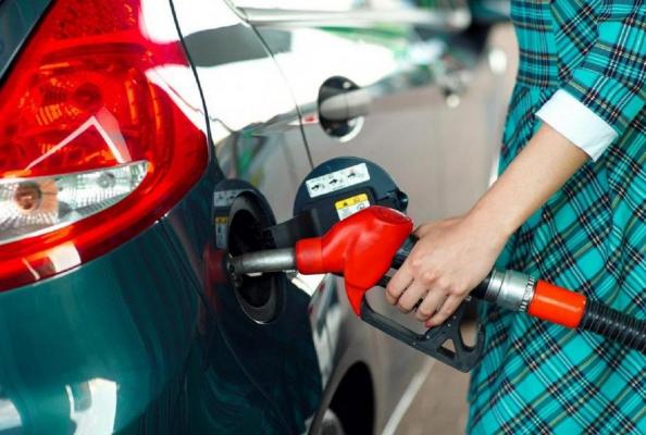 Preţul pentru un litru de benzină sau de motorină variază de la o benzinărie la alta