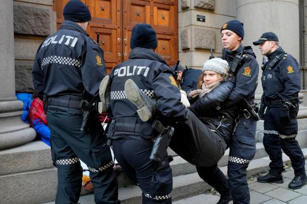 Greta Thunberg reținută în Oslo