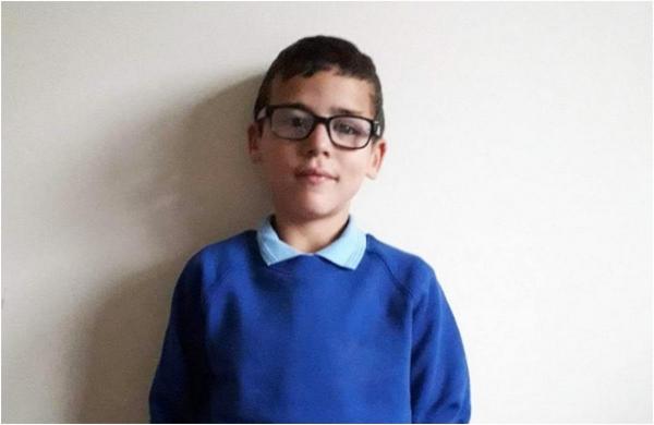 Copil de 9 ani din UK, ucis de propria mamă după ce a fost ținut într-o cadă cu apă rece ca pedeapsă. Băiatul chinuit de familie avea peste 50 de răni pe corp