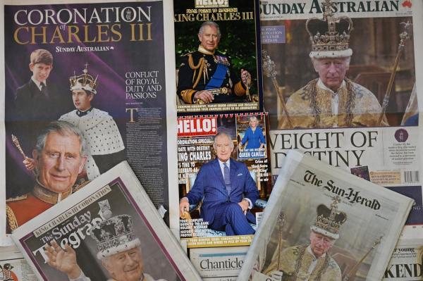 Încoronarea Regelui Charles, pe prima pagină a ziarelor britanice. Ziua "veselă şi glorioasă" a fost marcată prin ediţii speciale