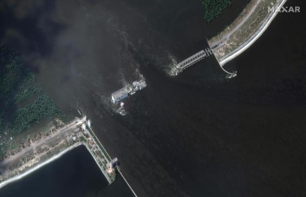 Cum a fost distrus barajul de la Nova Kahovka. NYT: Dovezile sugerează că explozia a fost declanşată de ruşi
