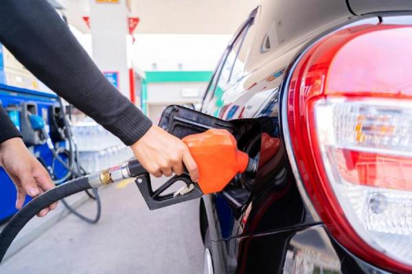 Preţul la benzină premium este în creştere faţă de zilele precedente