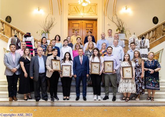 Premiile au fost acordate de Patriarhia Română