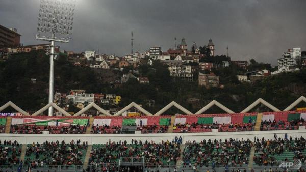 12 oameni au murit şi alţi 80 sunt răniţi după o busculadă la intrarea pe stadion. Tragedie în Madgascar, înaintea Jocurile Insulelor din Oceanul Indian