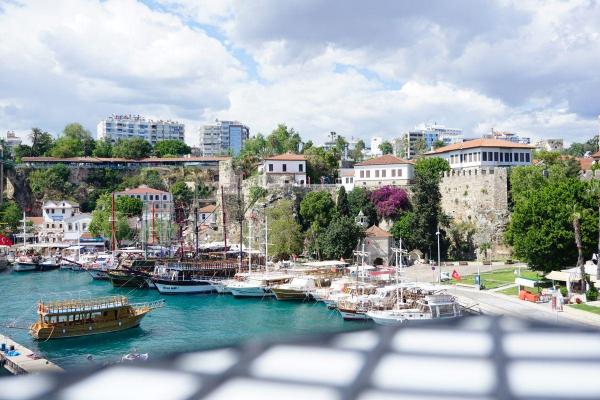 (P) Antalya, Bodrum, Kuşadası, Didim și Izmir îți oferă toate ingredientele pentru o vacanță în Turcia memorabilă