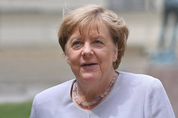 Coafura şi machiajul Angelei Merkel încă sunt plătite de statul german. Factură de 55.000 de euro pentru ultimii 3 ani