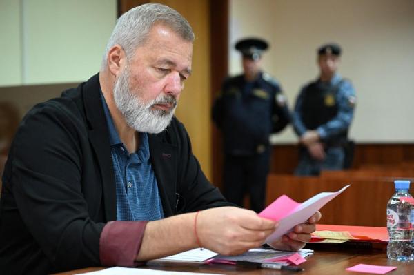 Dmitri Muratov, laureat al Premiului Nobel pentru Pace, desemnat de Moscova drept "agent străin"
