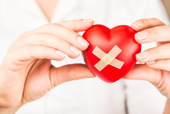 10 mituri despre bolile cardiovasculare. Informarea corectă este esențială pentru o inimă sănătoasă