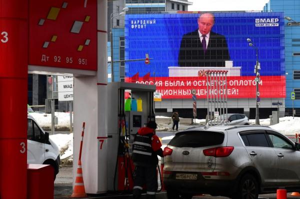 Rusia interzice exportul de benzină pentru următoarele 6 luni. Cum justifică Moscova decizia