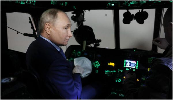 Putin ameninţă că va doborî avioanele F-16 date Ucrainei: "Dacă vor fi folosite din ţări terţe devin ţinte legitime, oriunde s-ar afla"