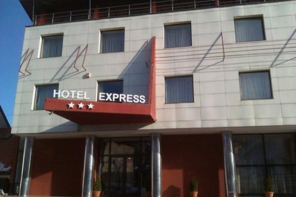 CFR Marfă oferă spre vânzare Hotelul Express situat în centrul staţiunii Predeal