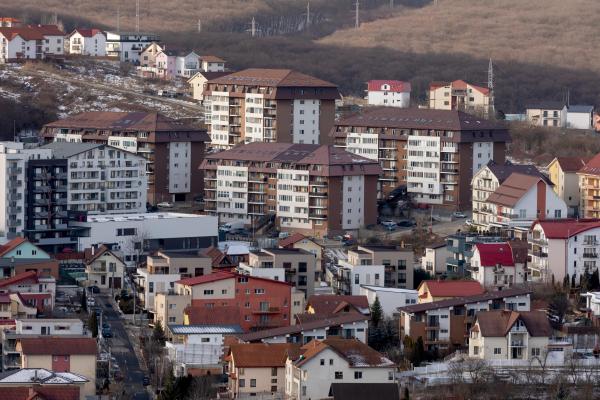 Orașele în care românii au cumpărat cele mai multe locuințe în luna februarie. Numărul, în creștere față de 2023