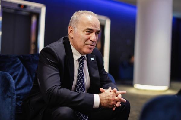 Garry Kasparov, campion mondial la şah şi opozant al lui Putin, pus pe lista "teroriştilor" din Rusia. "E o onoare"