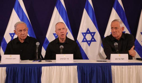 Război şi în cabinetul de război al Israelului. Netanyahu vrea să conducă singur lupta cu Hamas, ministrul Apărării şi un general ar încerca să-l elimine de la putere