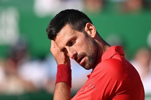Novak Djokovic se retrage din nou de la Madrid Open. Sârbul riscă să piardă locul 1 în clasamentul mondial