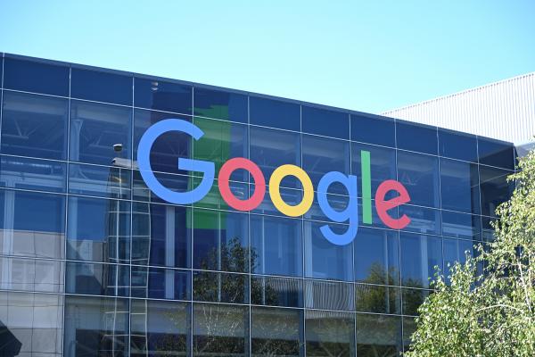 Ajutor de la Google pentru start-up-urile care vor să inoveze cu ajutorul AI. Ce afaceri sunt eligibile