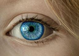 Cercetătorii au descoperit ceva îngrijorător în ochii umani. Până unde a ajuns poluarea