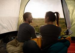 (P) Prima excursie cu cortul: 5 aspecte de care să ții cont