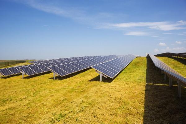 UE anchetează Parcul Fotovoltaic Rovinari. Mai multe firme controlate de statul chinez au depus oferte