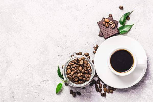 Preţurile boabelor de cafea şi cacao, la niveluri record. Condiţiile meteorologice dificile şi bolile au afectat producţia