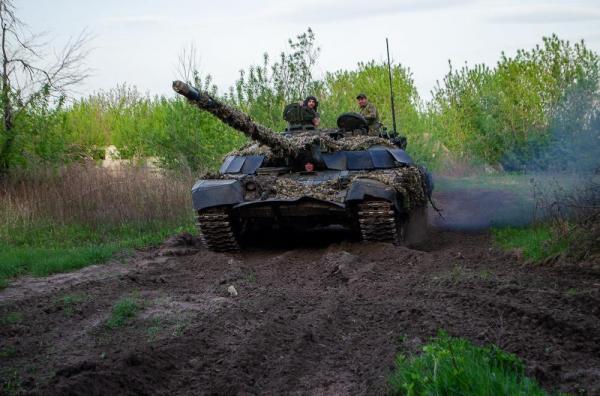 Ruşii au început ofensiva în Harkov. Au încercat să spargă apărarea, dar au fost blocaţi, anunţă Ministerul Apărării din Ucraina