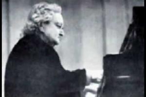 Pianista care l-a impresionat profund pe cel mai CRUD dictator