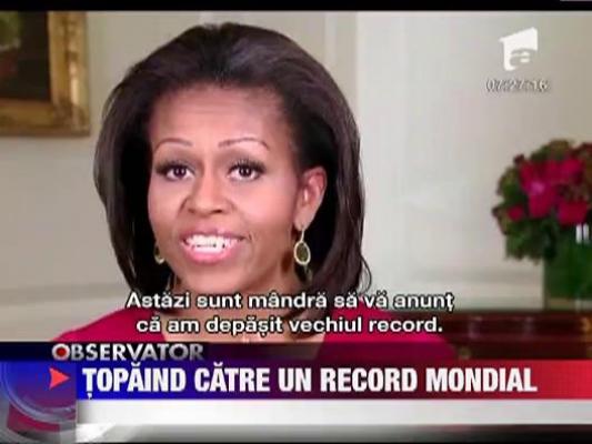 Michelle Obama a sarit pana a ajuns in Cartea Recordurilor