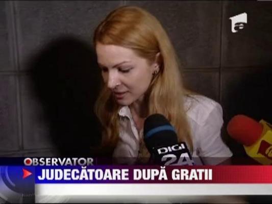 UPDATE / O judecatoare de la Curtea de Apel din Craiova, trimisa dupa gratii pentru santaj