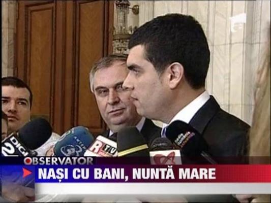 Razvan si Aura Mustea sunt nasii de nunta ai Elenei Basescu