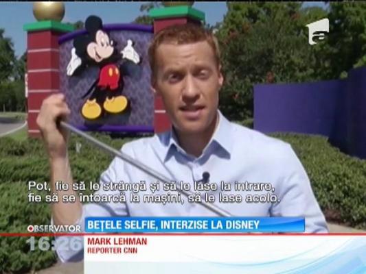 Beţele pentru selfie, interzise în incinta parcurilor de distracţii Disney