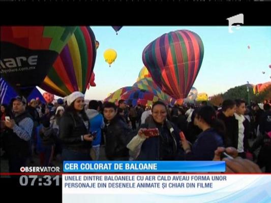 200 de baloane cu aer cald au colorat cerul unui oraș din Mexic