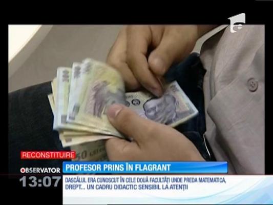Un profesor de matematică de la Universitatea din Ploieşti, prins în flagrant după ce a primit bani de la studenţi