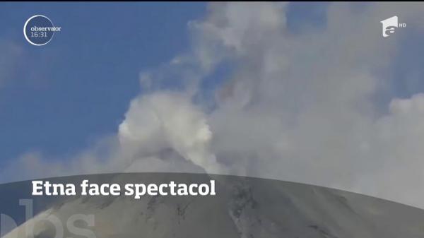 Spectacol UNIC! Vulcanul Ena a început să erupă, însă nu e lavă! (VIDEO)