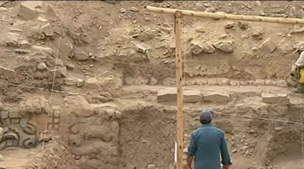 Descoperire inedită în Peru! Cercetătorii au găsit bucăţi dintr-un templu vechi de 3.500 de ani (VIDEO)