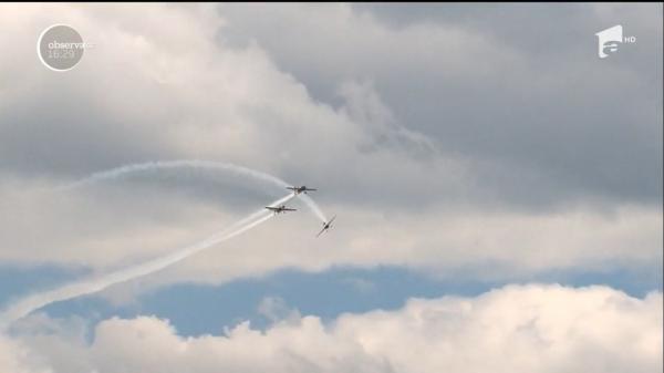 Spectacol aviatic impresionat la Târgu Mureş