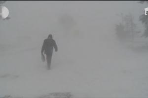 Primele semne ale celei mai grele ierni din ultimii 5 ani: urmează două zile de ninsori și viscol în jumătate de țară
