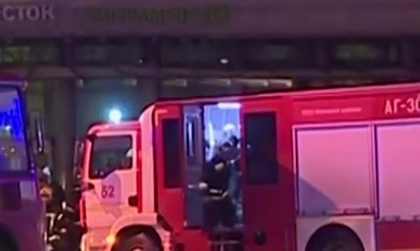 Atentat într-un magazin din Sankt-Petersburg: 10 răniţi după explozia unei bombe improvizate (Video)