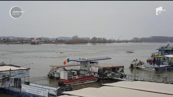 Apele Dunării s-au revărsat în două comune din Tulcea!