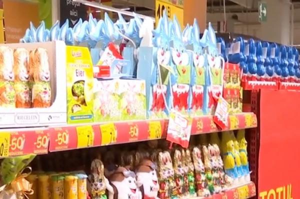 Dublul standard la produsele din supermarket ar putea fi eliminat, dar asta ar creşte preţurile la fel ca în Vest