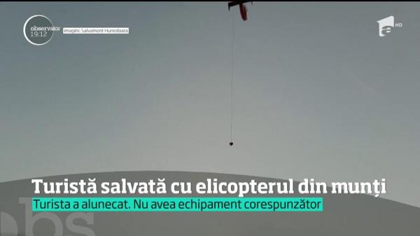 Turistă din Cehia, salvată cu elicopterul SMURD de pe crestele Masivului Retezat pe furtună