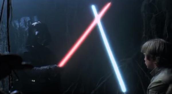 Ocazie unică pentru fanii Star Wars. Sabia laser folosită de personajul Luke Skywalker va fi scoasă la licitaţie