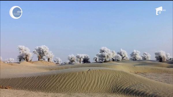 Peisaje fascinante într-o provincie din vestul Chinei, după temperaturile scăzute drastic (Video)