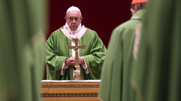 Papa Francisc i-a numit pe preoții vinovați de abuzuri ”instrumente ale Satanei”